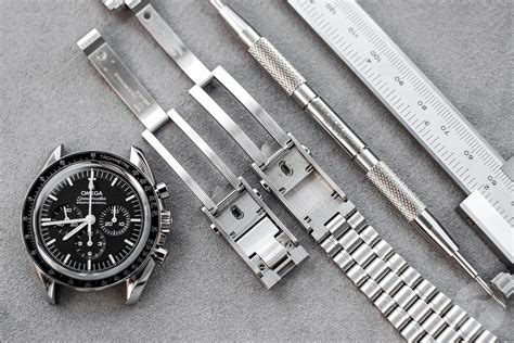 omega speedmaster clasp upgrade|omega 3861 chronoscope bracelet problems.